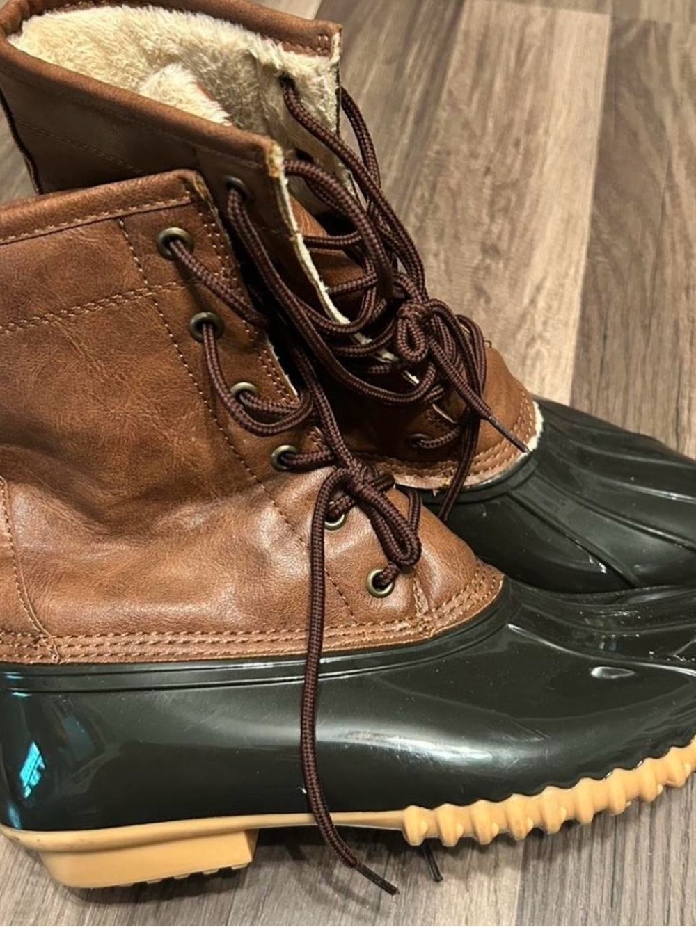 Sporto Brown and Black Lace-Up Duck Boots